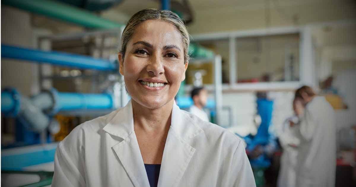 resume-builder-laid-off-workers-unions-help